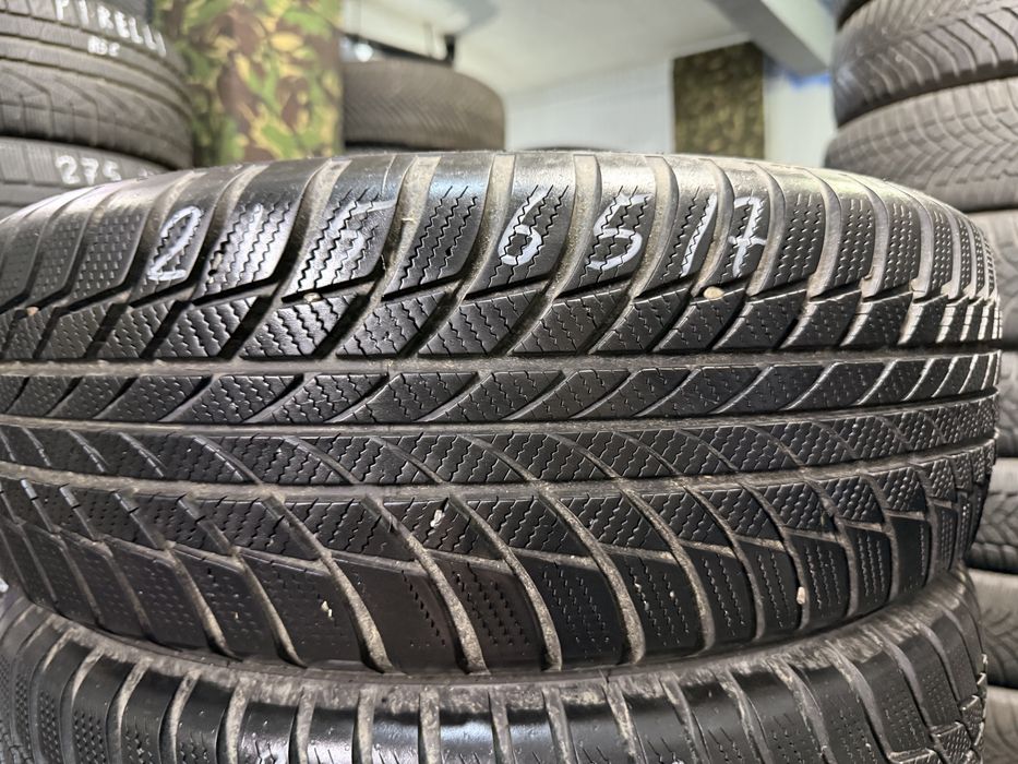 215/65R17 Bridgestone 2024 anvelope iarna stare foarte buna