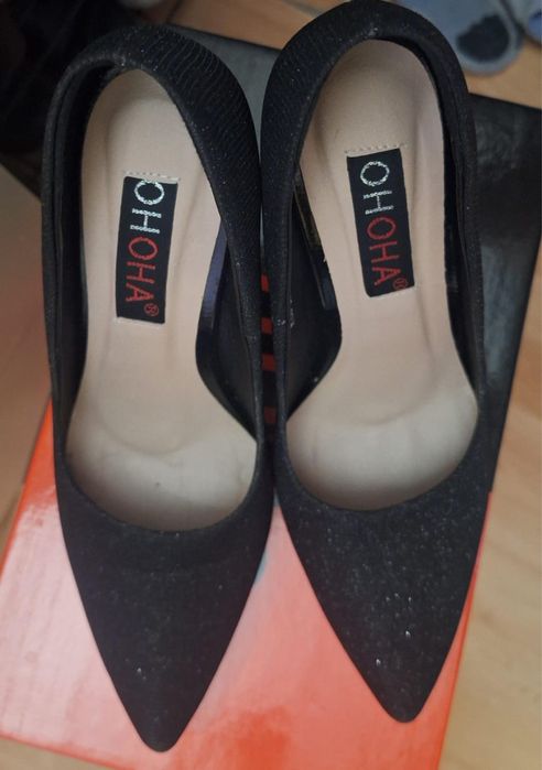 Туфли черного цвета с блестком