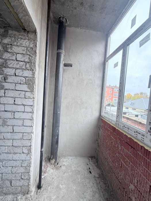 Продам 2 ком кв 73 м2 в районе остановки Кирова