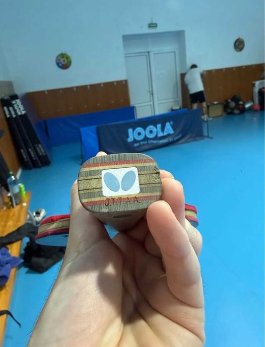 Paletă profesională tenis de masă !