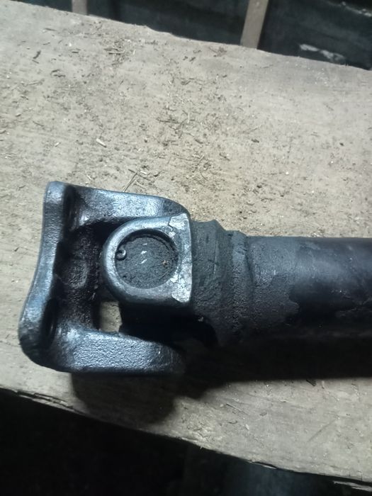 Продам передний карданный вал