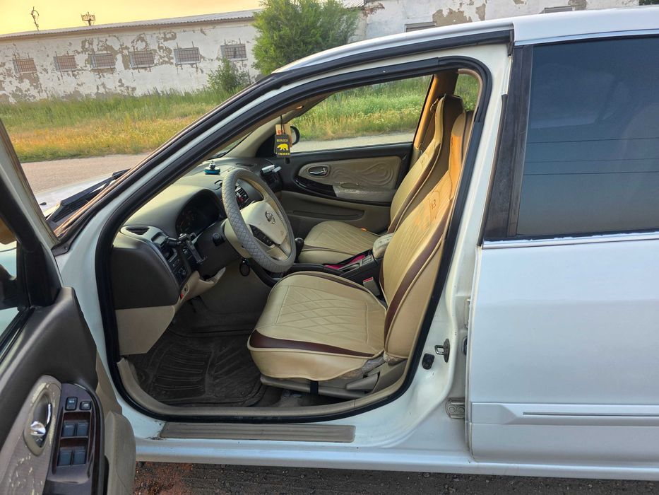 Продам автомобиль Nissan maxima