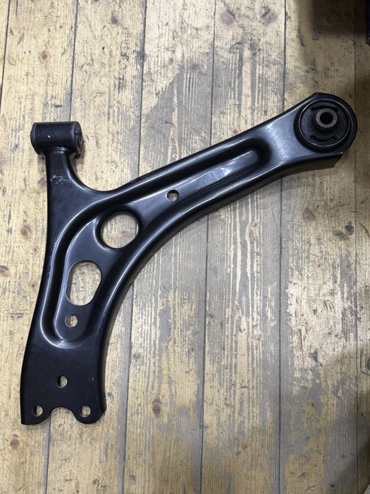 Рычаг подвески на BYD