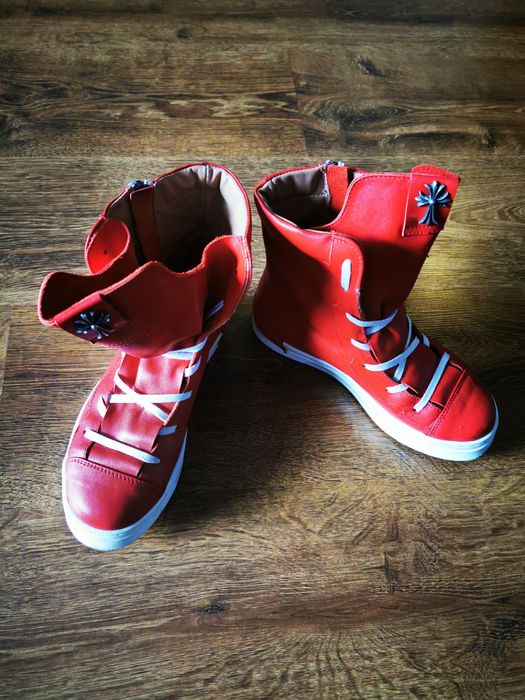 Дамски червени кецове