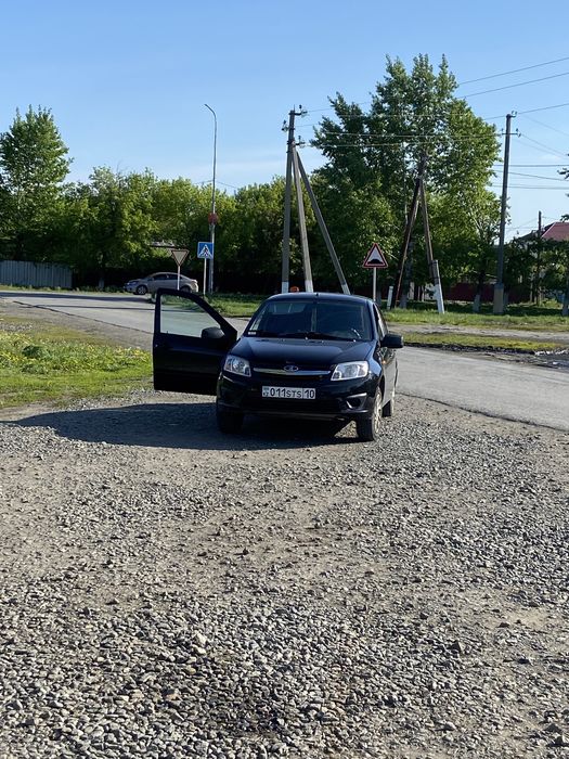 Продам ладу гранту 2015
