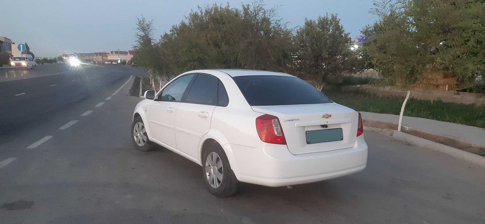 продается автомобиль Джентра