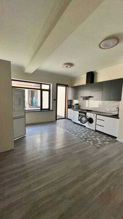 Сдаётся дом в престижном районе!