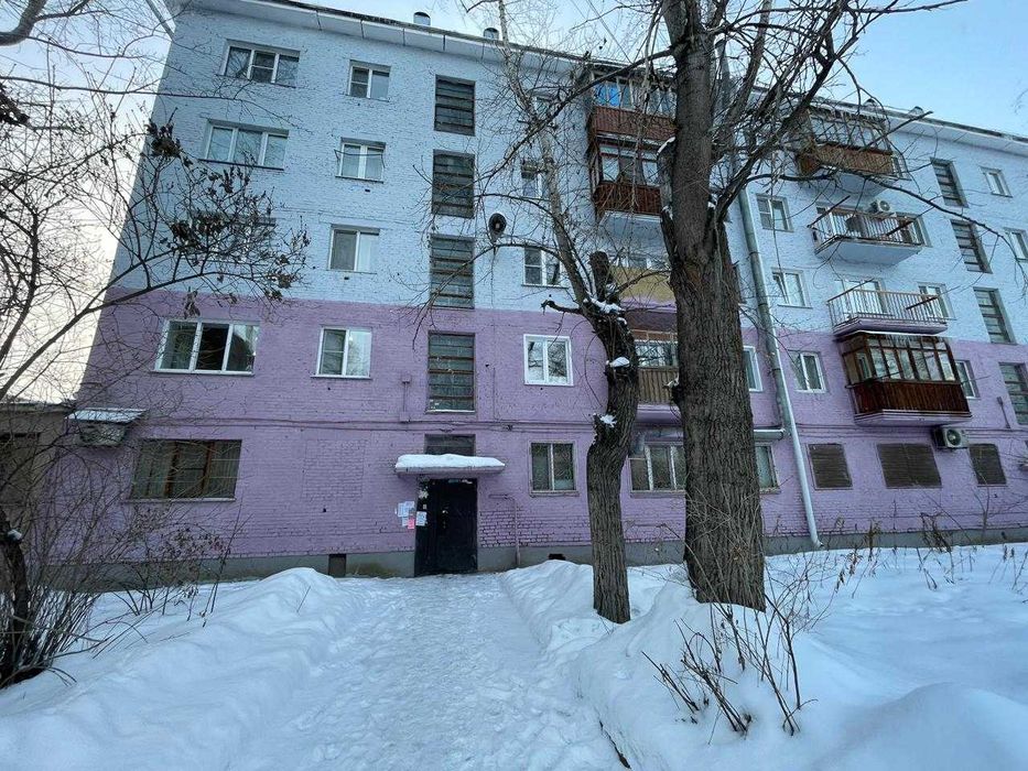 Продаётся 1-комнатная квартира  пр. Назарбаева, 36