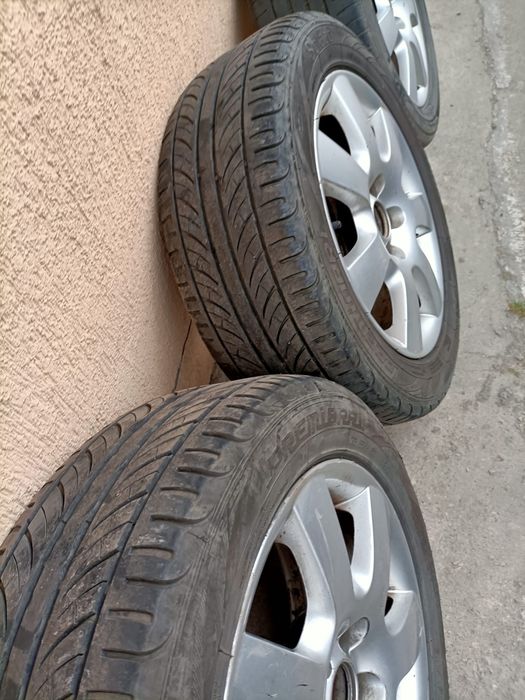Jenti originale golf 4, cu anvelope de vara