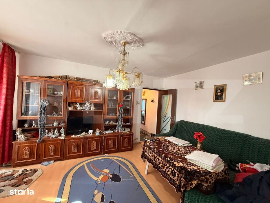 Apartament de 3 camere, semideocomandat, zona Cornitoiu — fotografia 1