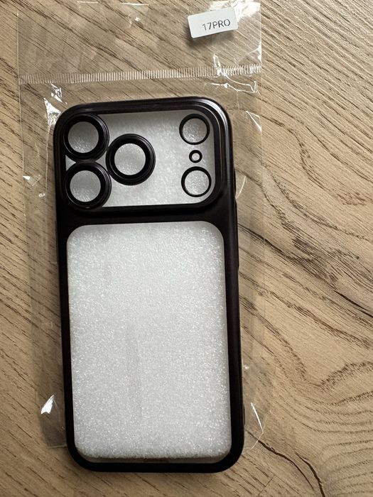 Husa iPhone 17 / 17 Pro