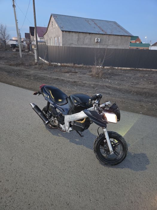 Мотоцикл на ходу