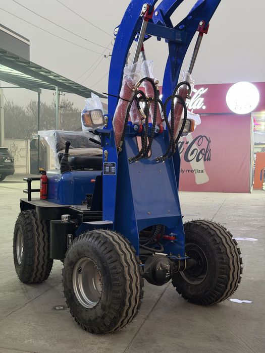 Погрузчик EV 2025