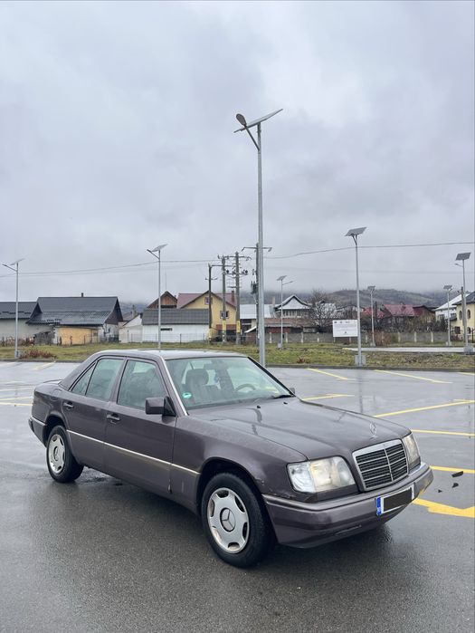 Mercedes E200 w124 benzina