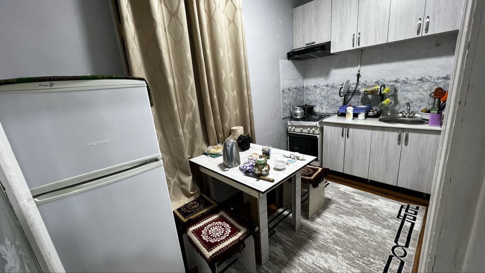 3х комнатная с мебелью и техникой на Горпарке