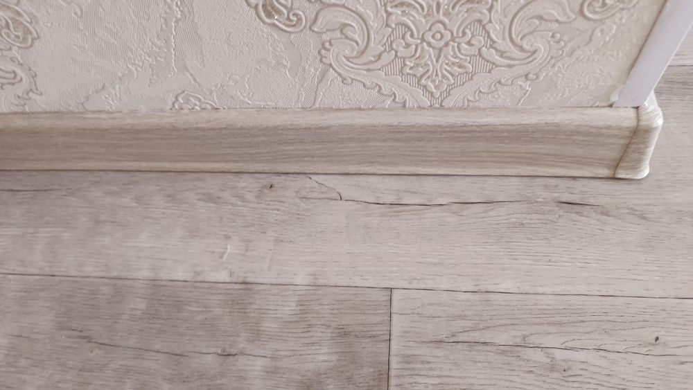 Срочно продам чугунные батареи и плинтусы