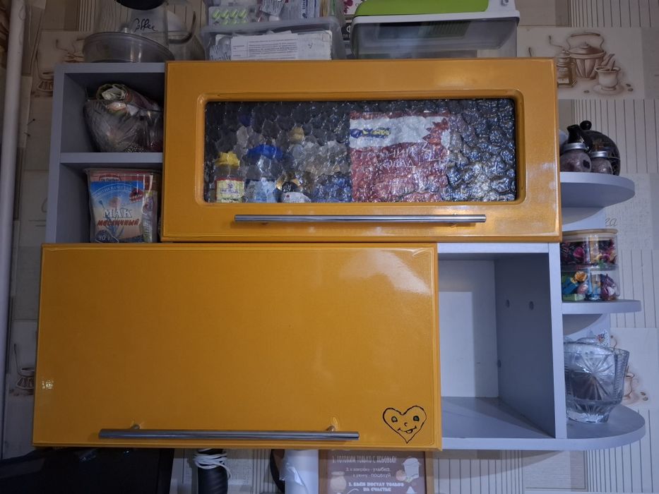 Полка-шкаф для кухни