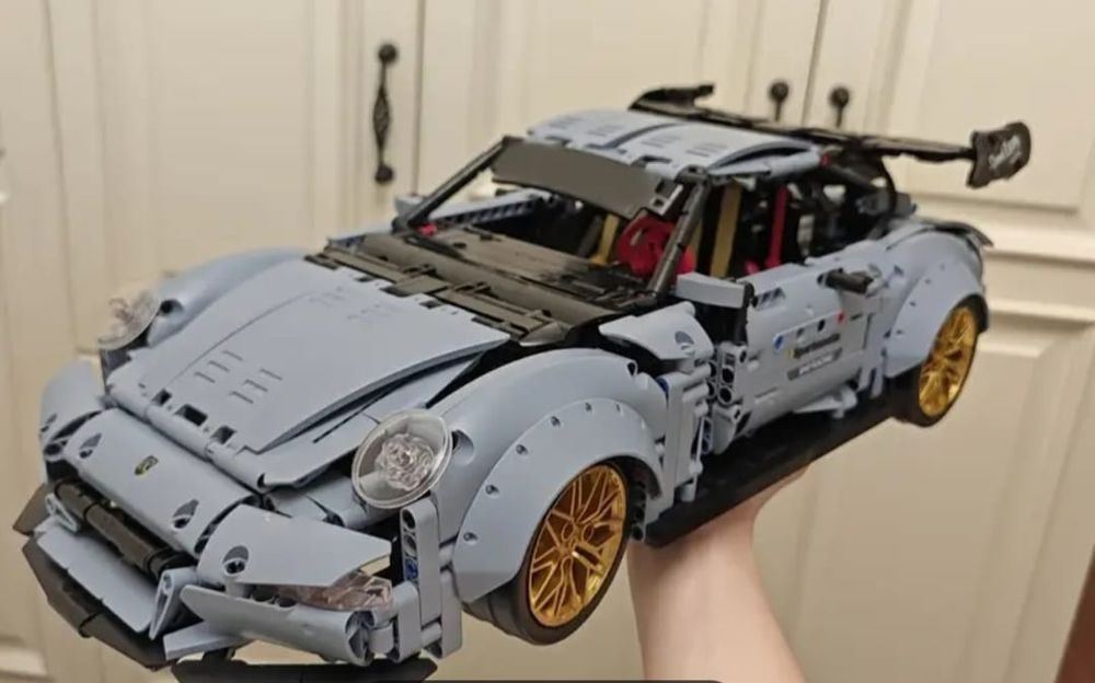 Mașinuță Lego Mare