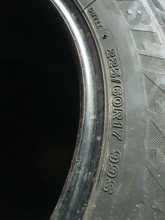 Гуми 225/60/17 2броя