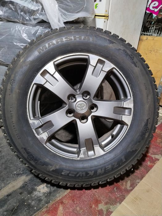 Продам резина с дисками зимняя