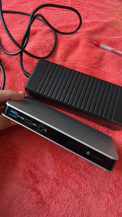 Usb C docking station