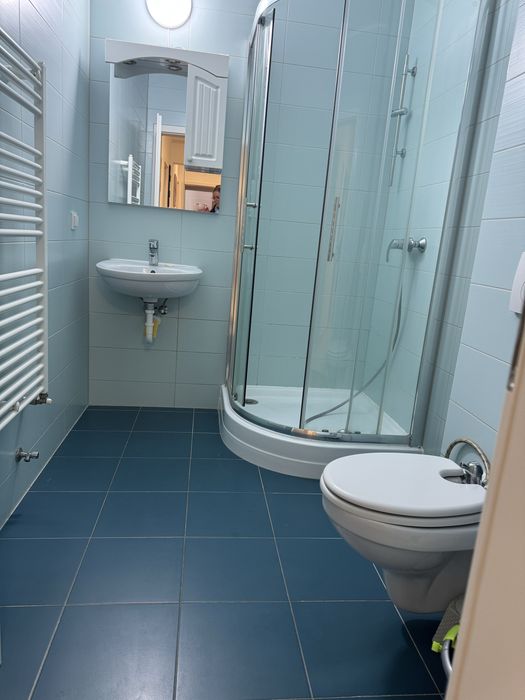 Apartament de 3 camere de inchiriat in cart Avantgarden