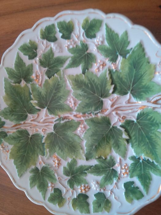 Продавам антикварна чиния Meissen около 1900 година Уникална