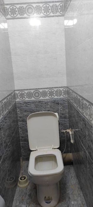 2/4/4 метро Буюк Ипак Йули,Максим Горький,KFC,Max Way,кирпич,балкон2*6