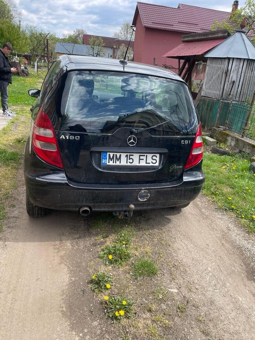 Vând mașină 
Motor 1.9  diesel 
Putere 60 kw ( 81 cai ) 
An 2006 
Consum 4,5l /5,5 l
Mașină înmatricula cu asigurare și itp expirate
Oferim fiscal.