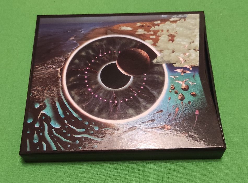 Продаются компакт диски