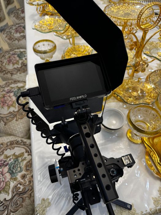 Sony a6500 rig mate box va manitor birgalikda sotiladi aloqaga chiqing