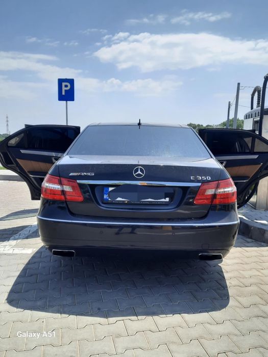 Mercedes E350 300