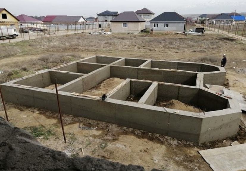 Заливка фундамента
