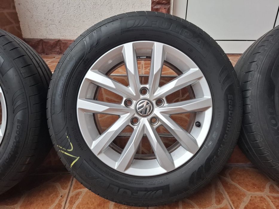 Set jante VW Passat B8 5x112 + anv. vara 215 60 R16, dot2023/2024, 7mm