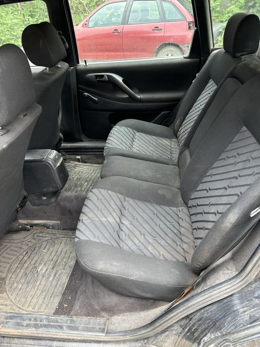 Фолксваген Пасат 1.9 tdi за части.