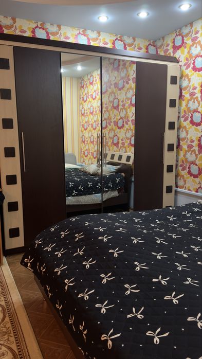 Спальний гарнитур