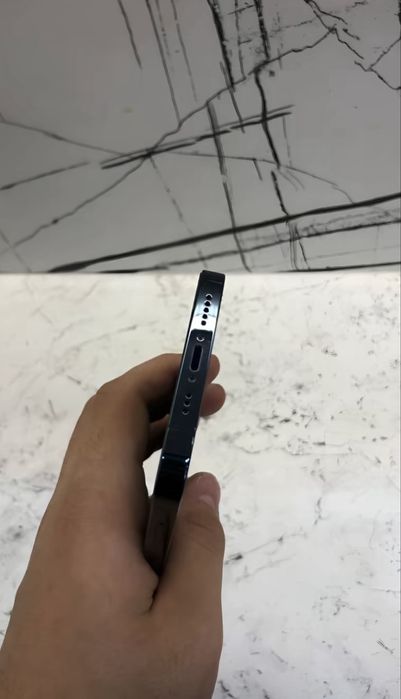 Продается Айфон 12про