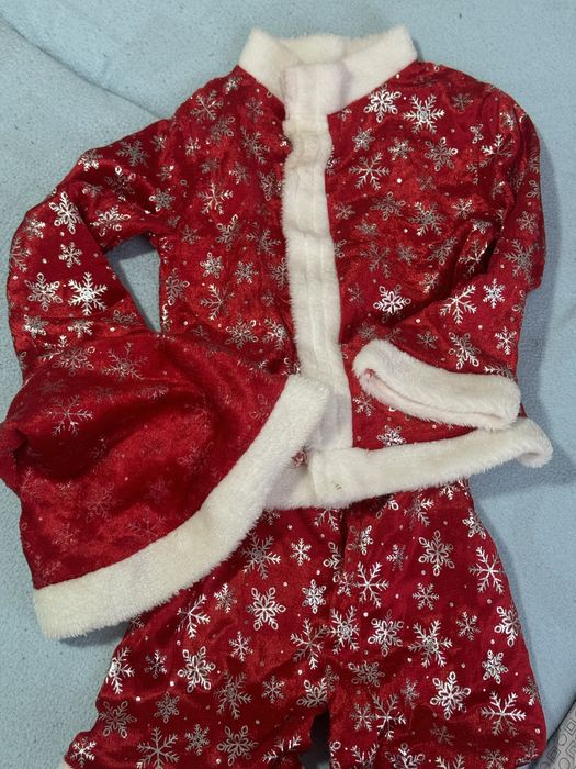 Новогодние  костюмы