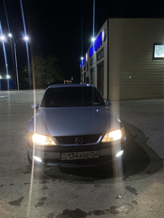 opel vektra обем 1,6