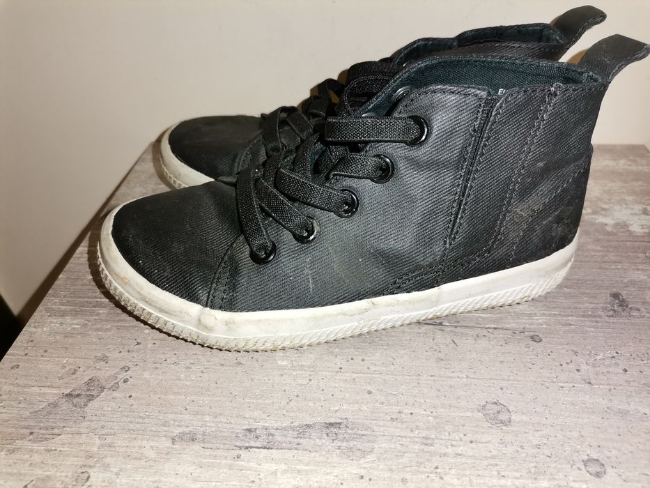 Обувки, маратонки, боти 26-27 номер