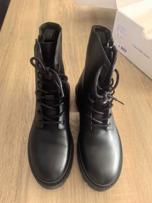 Боти Calvin Klein