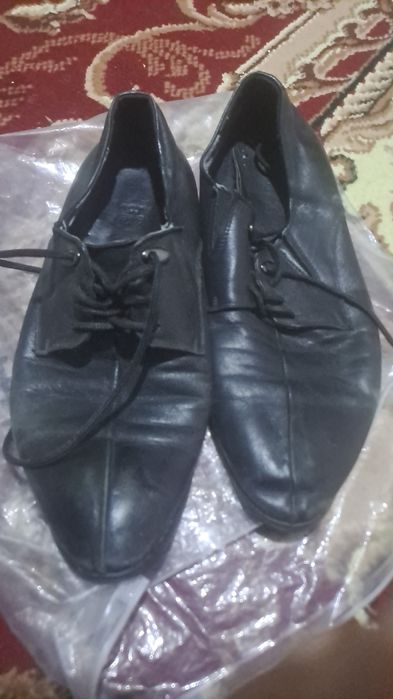 Отдам даром мужская туфли 41размер