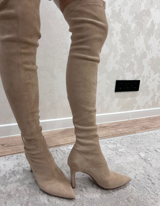 Продам замшевые ботфорты