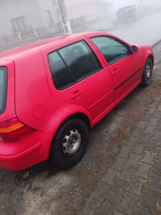 Vând golf 4 19 tdi