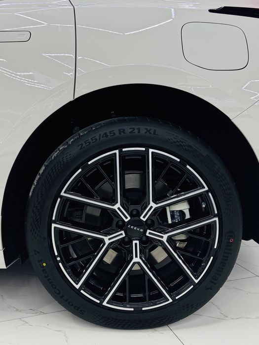 Zeekr 001 2026 — 7