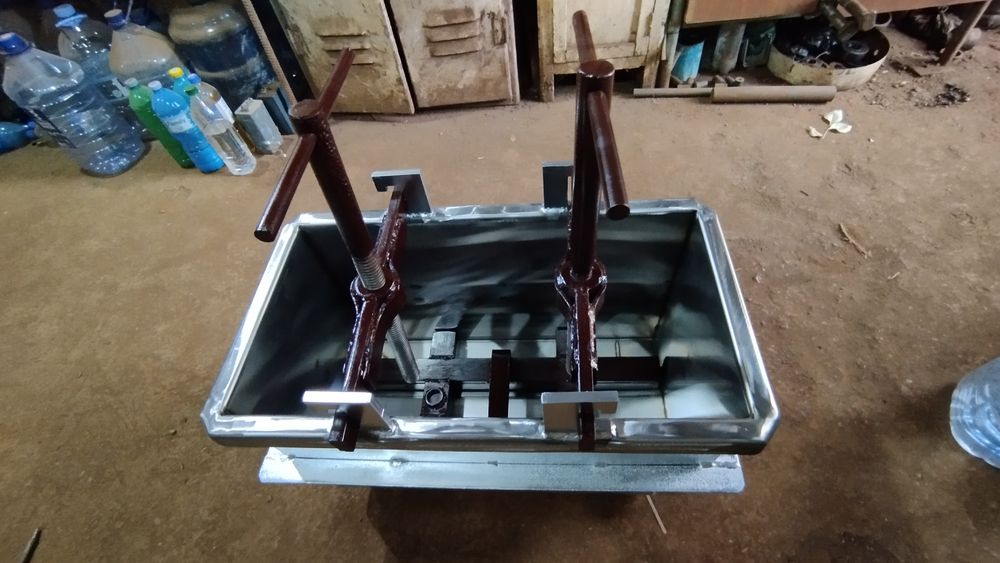 Гўшт пресс қолип