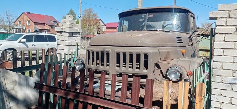 Продам ЗИЛ 131 бортовой
