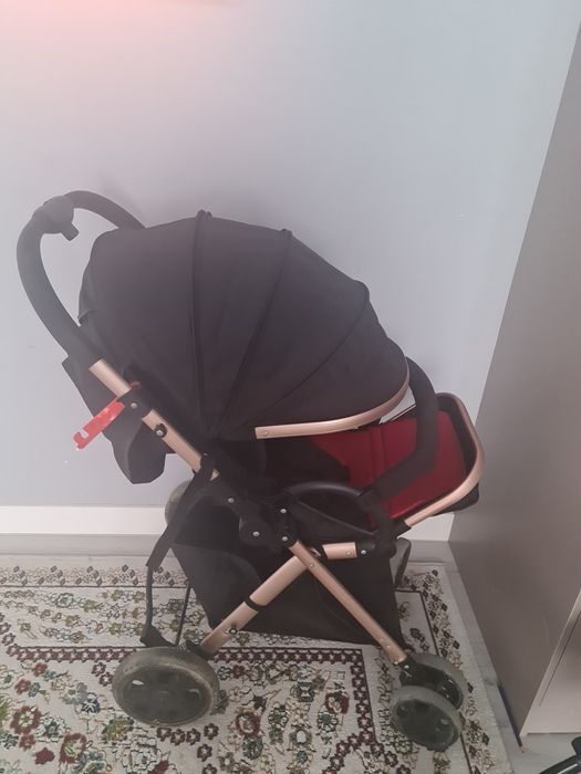 Коляска в хорошем состоянии