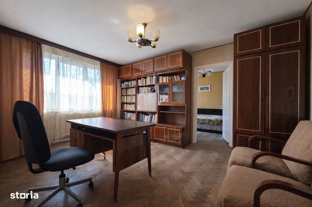 3 Camere Zona Centru- Str Traian