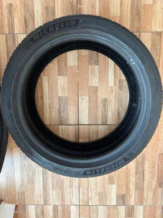 Michelin Pilot Sport 4 vara